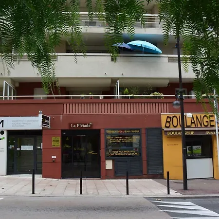 Apartman Centre D'antibes, Proche Plages 3 Pieces Climatisees Et Parking
