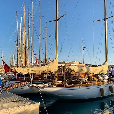 アパート Centre D'antibes, Proche Plages 3 Pieces Climatisees Et Parking アンティーブ